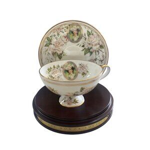 Vintage Avon 1992 Honor Society Tea Cup & Saucer Set With Floral & Portrait Desi